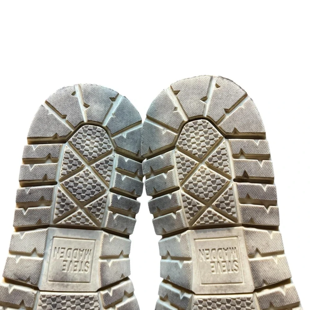 Steve Madden brand steve